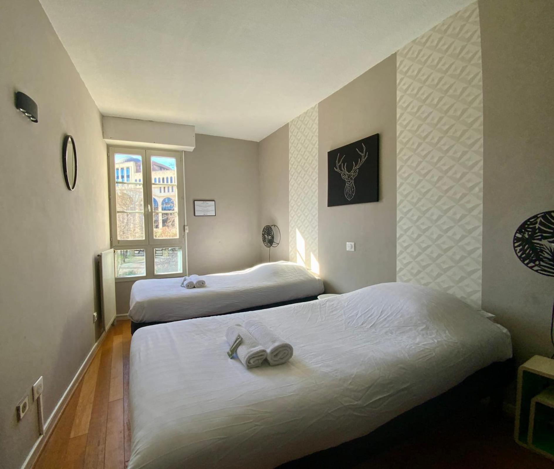 L' Antigone - Air Conditioning Wifi And Parking! มงต์เปอลิเยร์ ภายนอก รูปภาพ